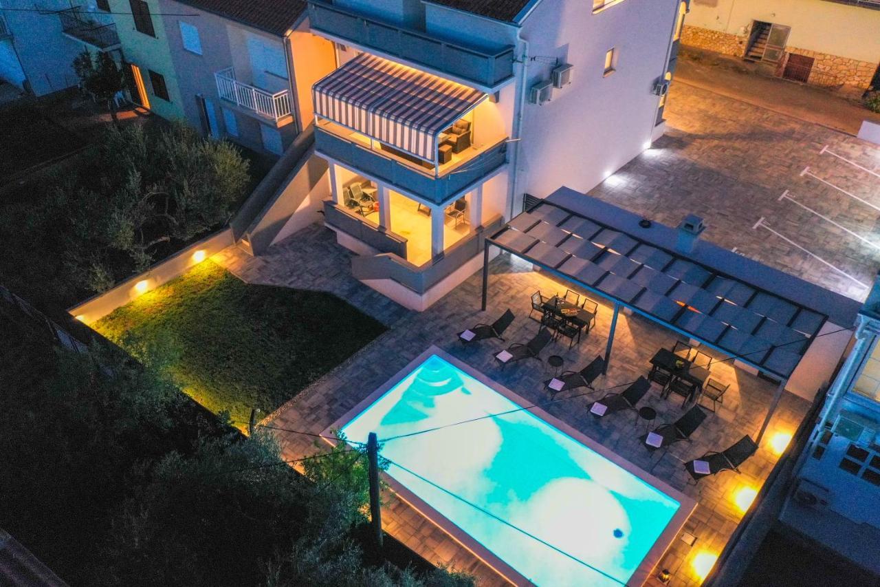 Villa Todi ซาดาร์ ภายนอก รูปภาพ